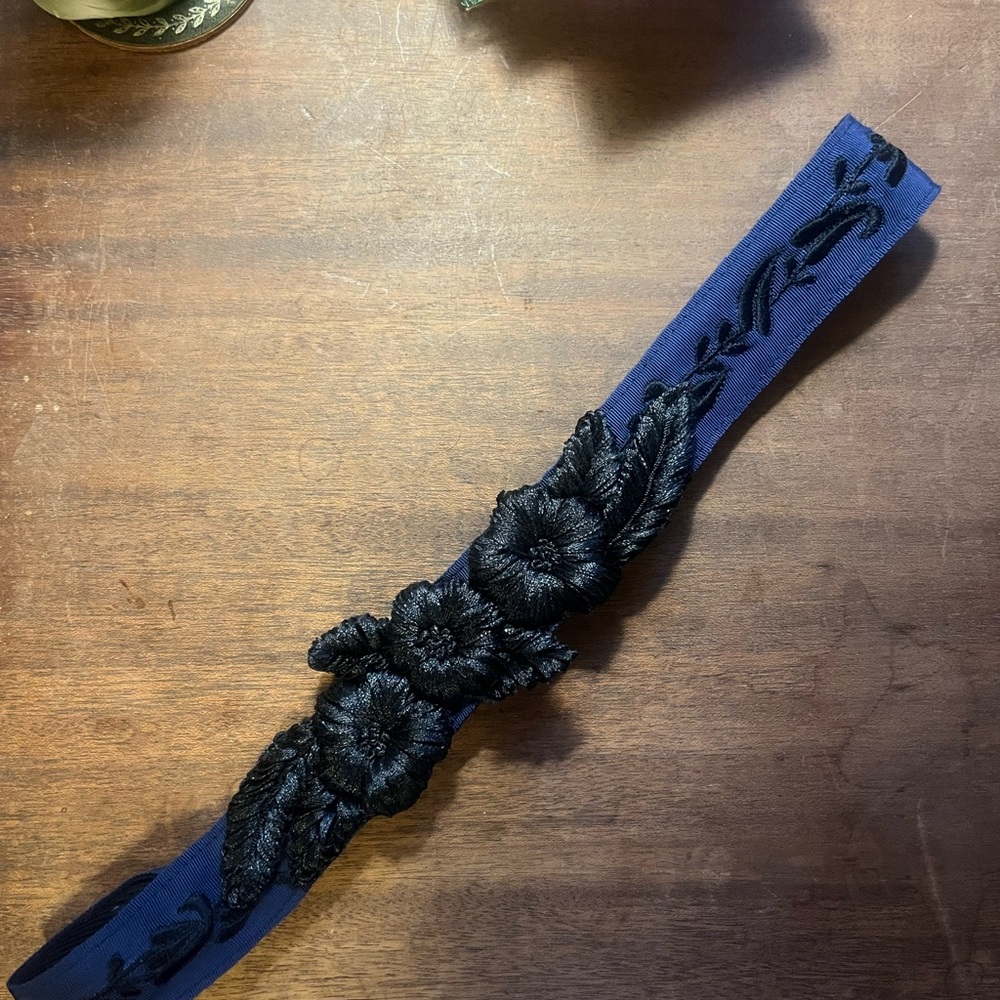 Anthropologie Black and Blue Floral Belt - Picture 2 of 6